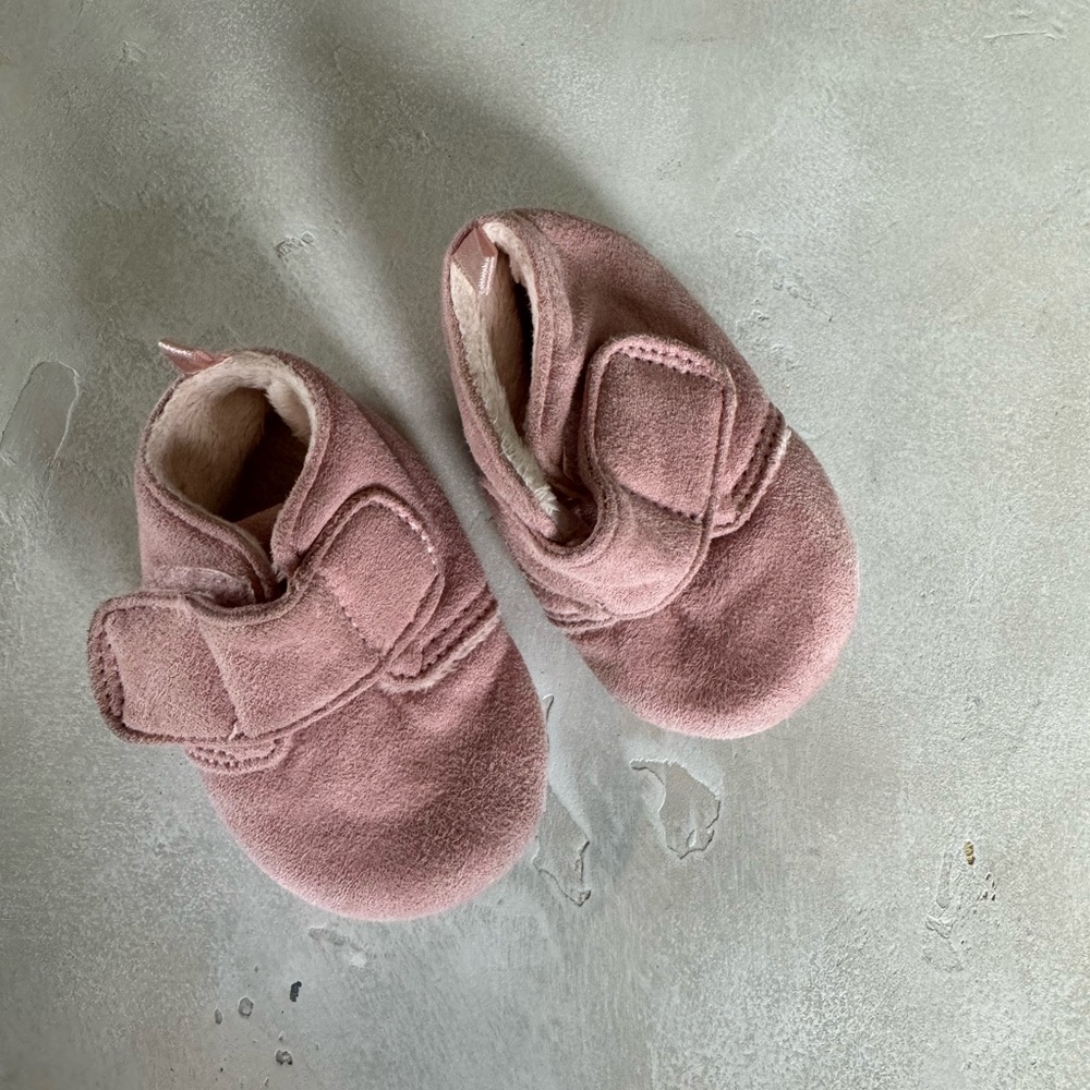 H&M baby shoes